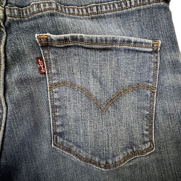Levi’s ~ Women’s High Rise Skinny Jeans ~ leather patch ~ size 29/32 - Picture 5 of 8